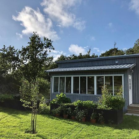 Mysig Nybyggd Stuga Naera Hav Och Natur Klovedal Exterior photo