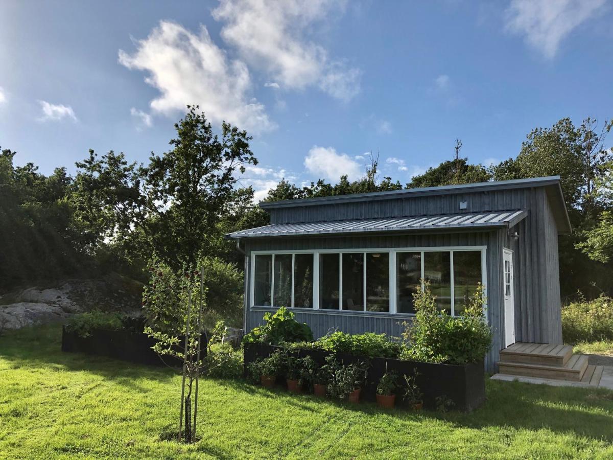 Mysig Nybyggd Stuga Naera Hav Och Natur Klovedal Exterior photo