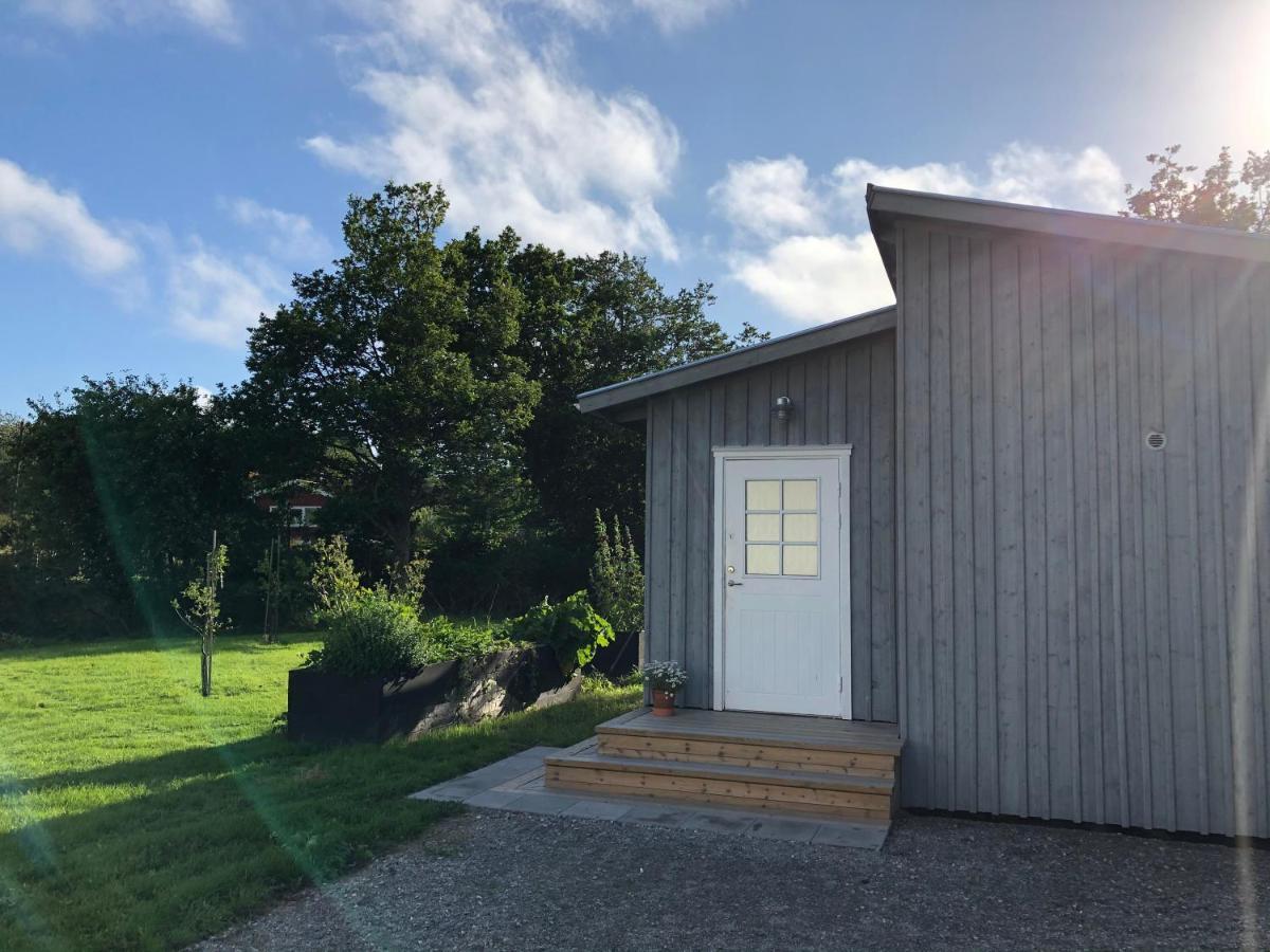 Mysig Nybyggd Stuga Naera Hav Och Natur Klovedal Exterior photo