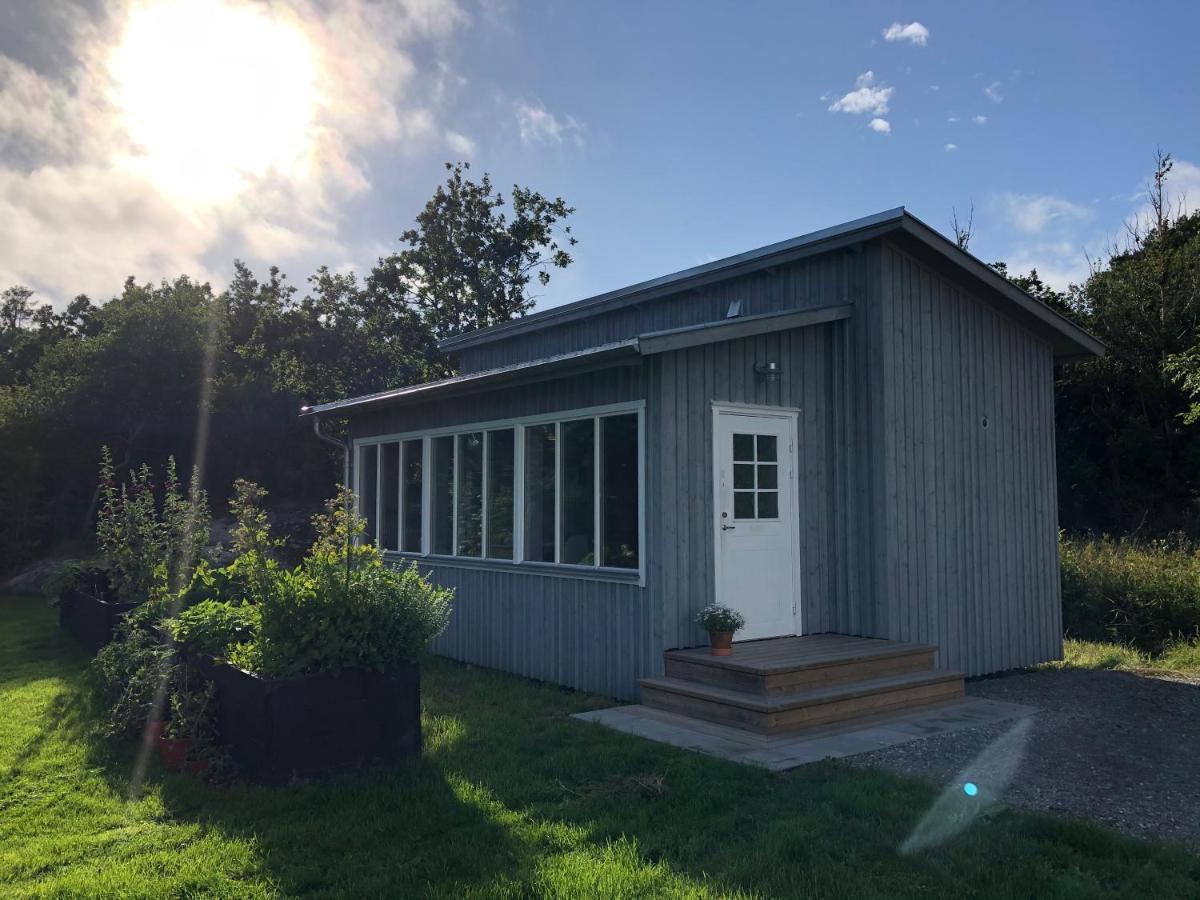 Mysig Nybyggd Stuga Naera Hav Och Natur Klovedal Exterior photo